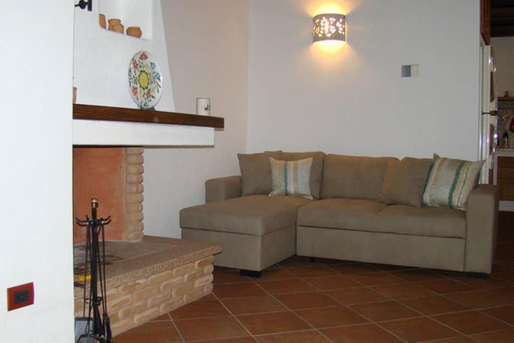 Appartement Bella Casa Con Giardino A 10 Minuti Dal Mare à Aglientu Extérieur photo